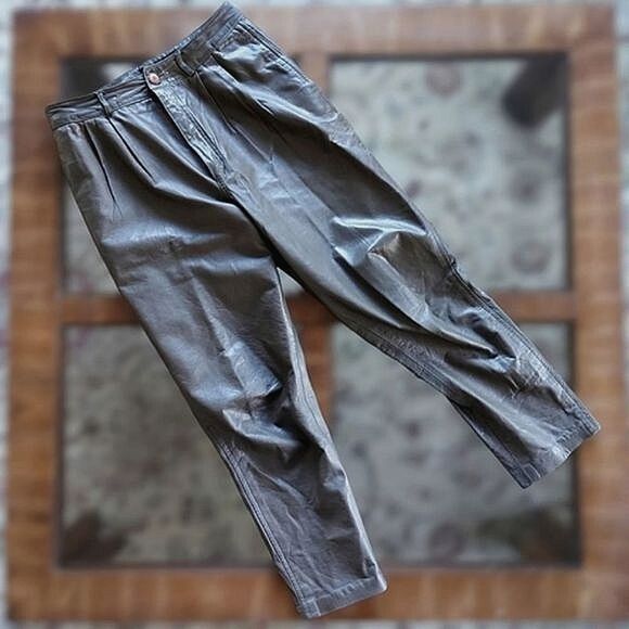 Vtg 80s Carla New York olive cropped leather trousers - Picture 3 of 14